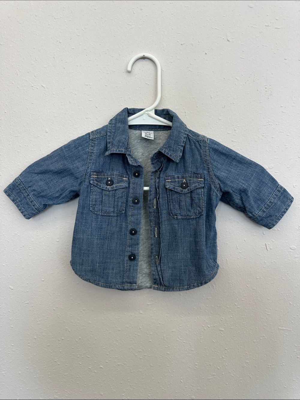 Baby Gap denim button down shirt boys 0-3 months